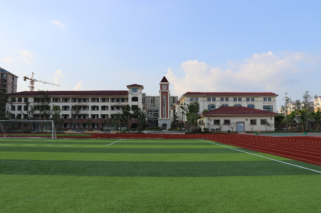 扬州路实验学校